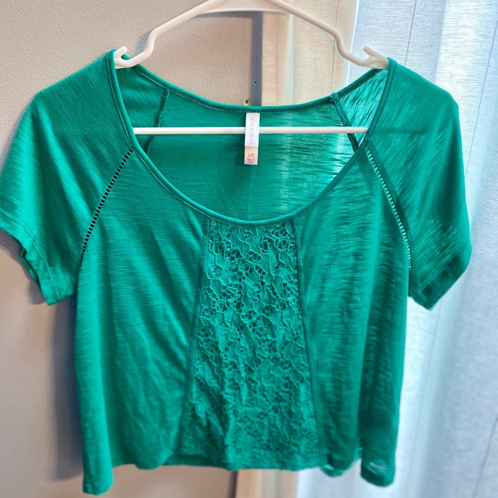 Teal green top